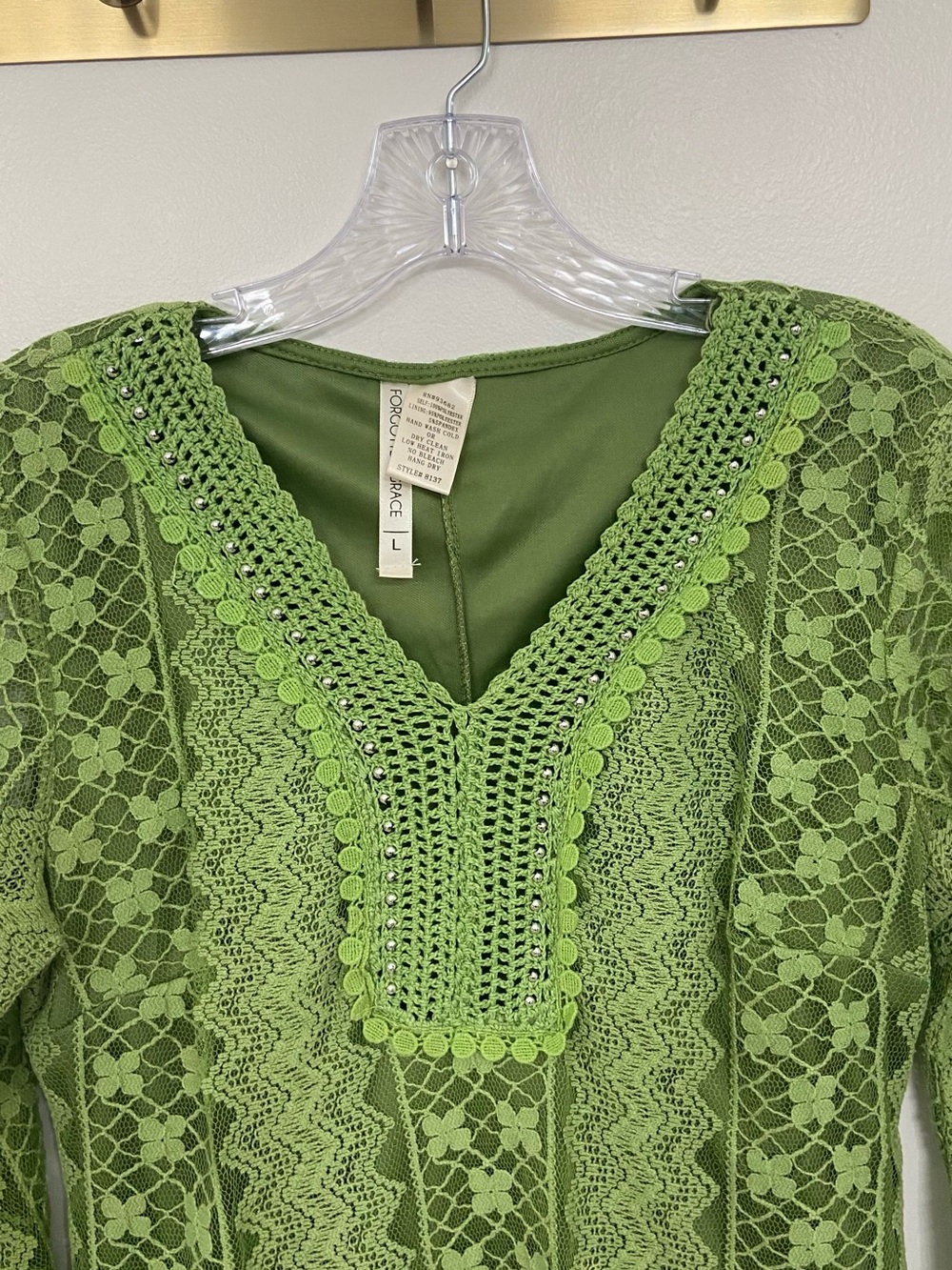 Forgotten Grace Women’s Green Lace Tunic Top Size Large Beaded Boho 3/4 Sleeve